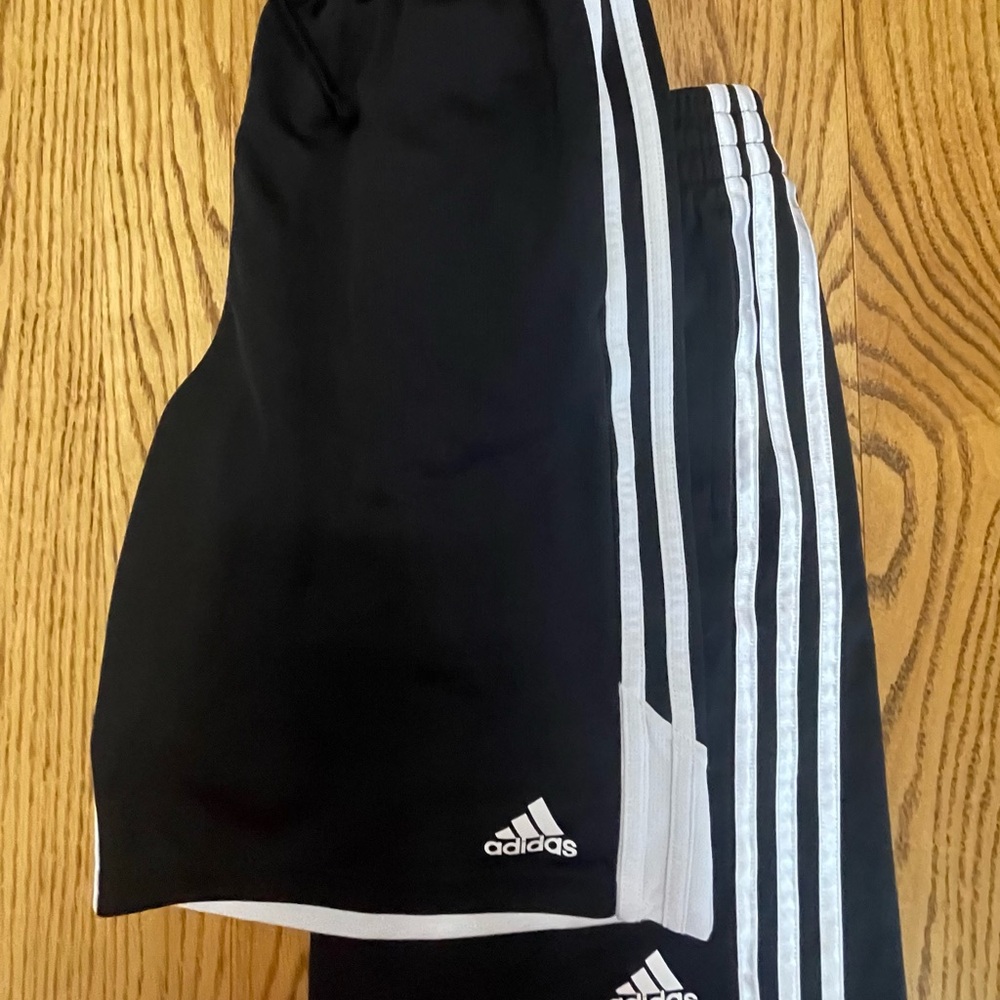 Adidas Boys Black and White Shorts — size large